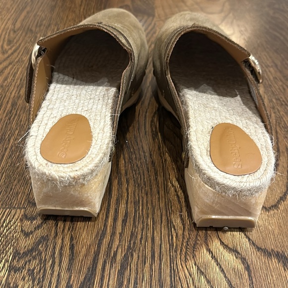 See by Chloe Viviane Clogs in Light Brown/Green - Picture 3 of 5